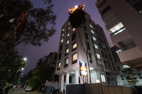 Property building, Night