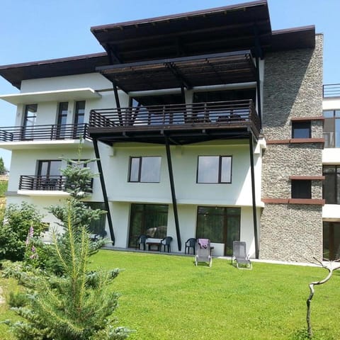 Garden, Beach, On site, Mountain view