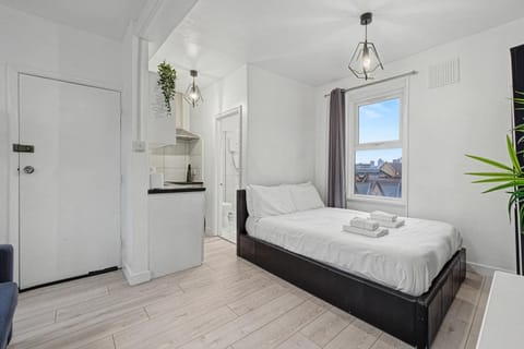 Property building, Bed, Living room