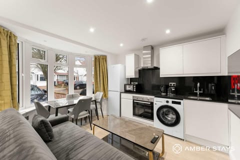 Living room, oven, dryer