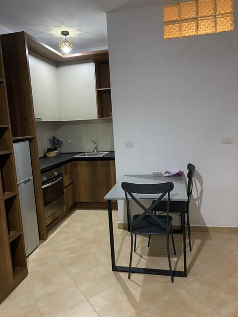 Jepet apartament ne plazhin e vjeter Vlore Apartment in Vlorë