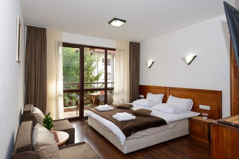 Bed, Photo of the whole room