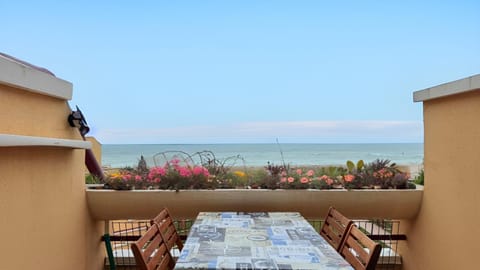 SE210 - Senigallia, grazioso monolocale vista mare Apartment in Senigallia