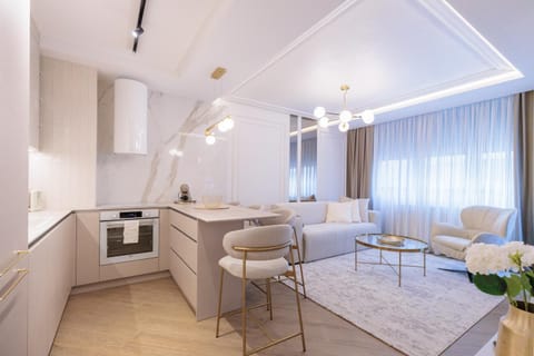 Kitchen or kitchenette, Living room, Dining area