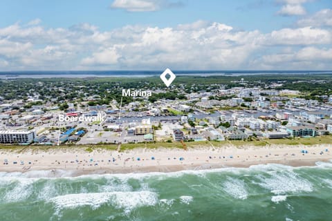 Property building, Neighbourhood, Bird's eye view, Location