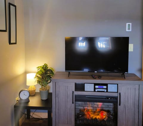 Cold Brook Lodge - 2 and 3 Bedroom Luxury Apartments Apartment in Lake Placid