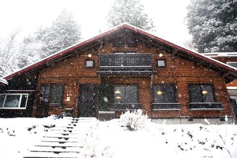 Property building, Day, Winter