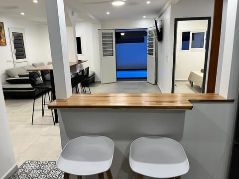 Kitchen or kitchenette, Living room, Dining area