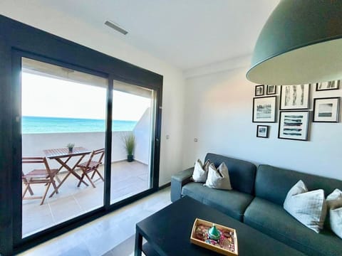 Natural landscape, View (from property/room), Balcony/Terrace, Living room, Dining area, Beach, Sea view