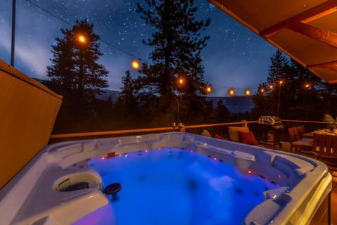 Night, Natural landscape, Hot Tub, Hot Tub