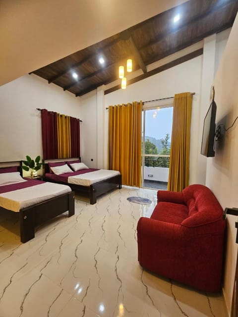 Communal lounge/ TV room, Bed, TV and multimedia, Photo of the whole room, Seating area, Bedroom