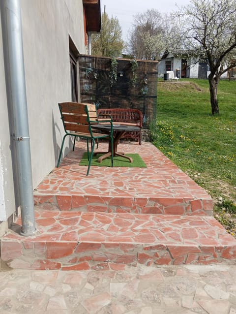 Studio apartman EMA Nature lodge in Slavonski Brod