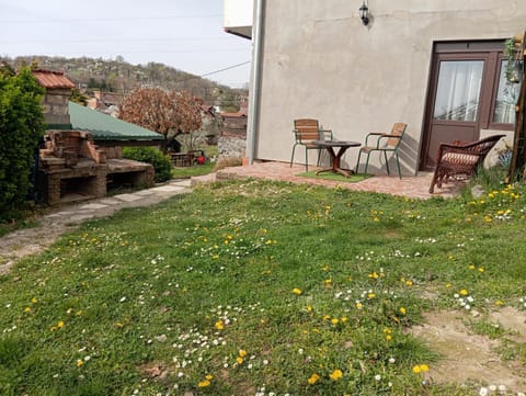 Studio apartman EMA Nature lodge in Slavonski Brod