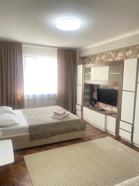 Bed, TV and multimedia, Photo of the whole room, Seating area