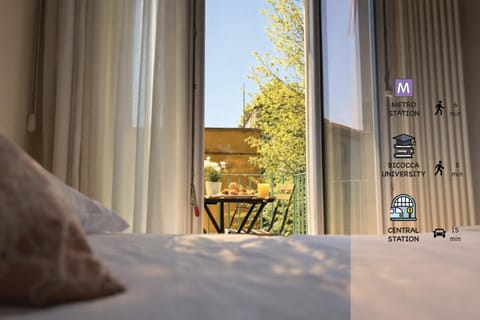 Balcony/Terrace, Bedroom, air conditioner
