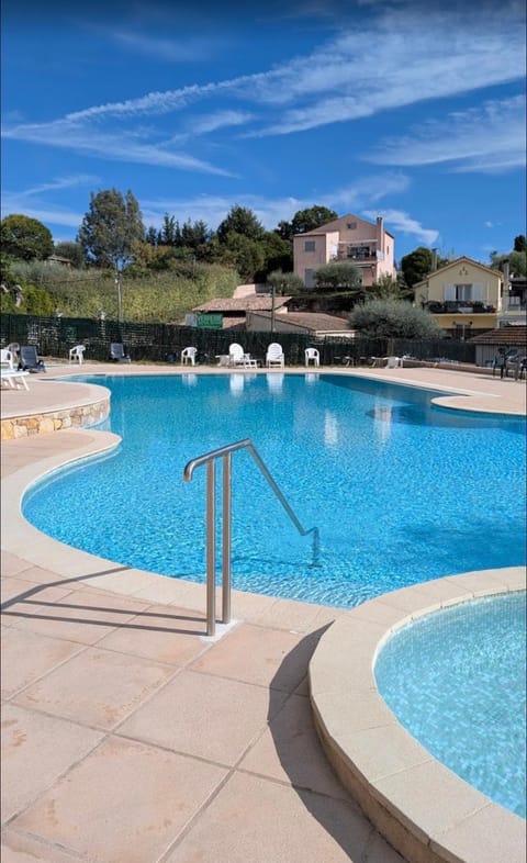 Pool view, Swimming pool, Swimming pool