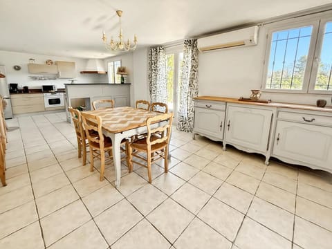 Havre de paix, T3 rénové à Mouans-Sartoux Apartment in Mouans-Sartoux