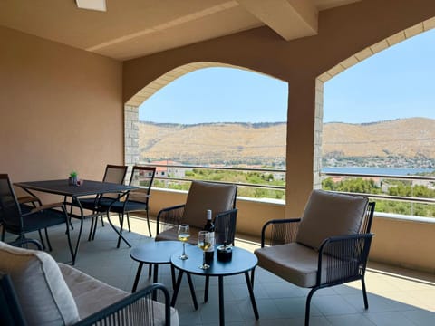 Balcony/Terrace, Seating area