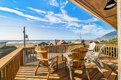 Manzanita Magic MCA#277 House in Manzanita