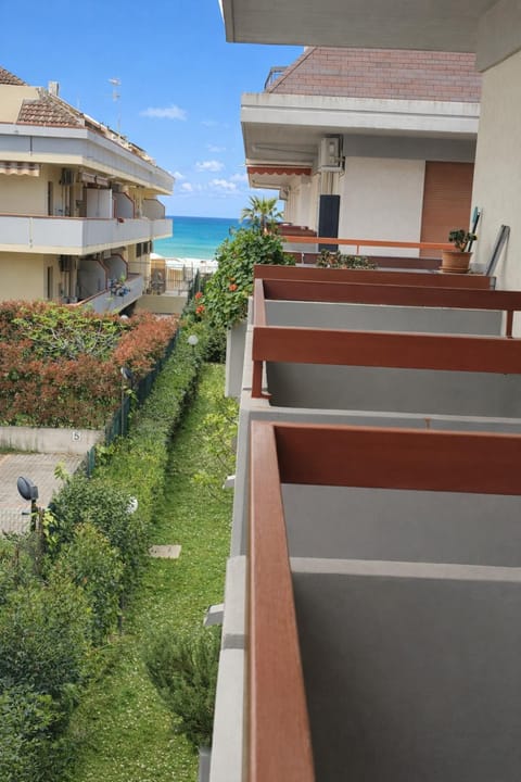 View (from property/room), Balcony/Terrace, Garden view, Sea view