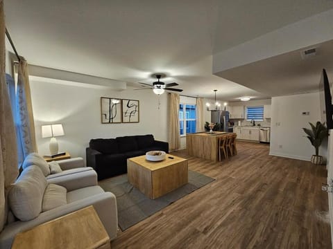 Sunrise Retreat 20 min from Kentucky Expo House in Jeffersonville