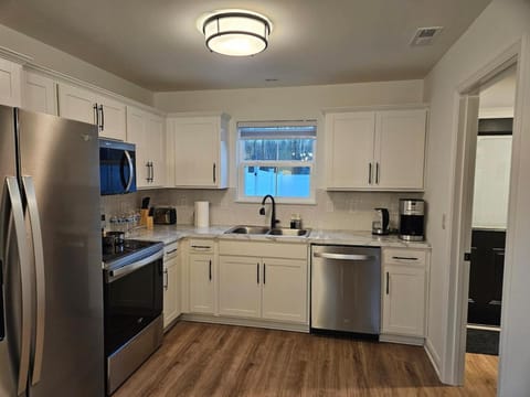 Sunset Retreat 20 min from Kentucky Expo House in Jeffersonville