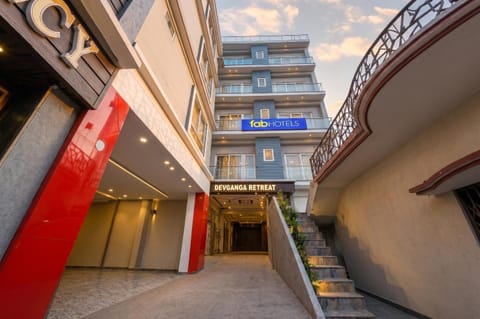 Property building, Facade/entrance