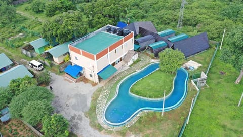 Property building, Swimming pool