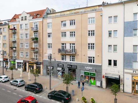 Property building, Neighbourhood, City view