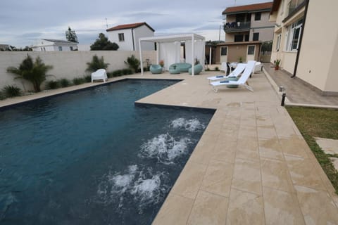 Solarium, Balcony/Terrace, Swimming pool