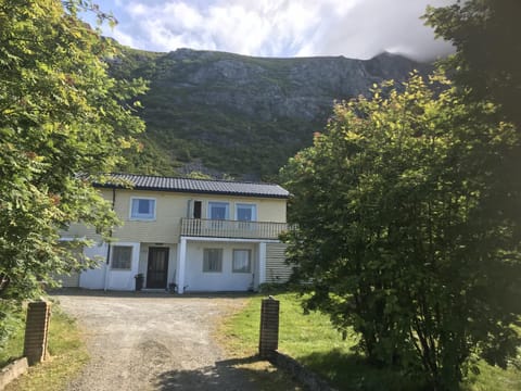 Property building, Natural landscape, Mountain view