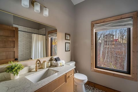 Shower, Natural landscape, Bathroom, View (from property/room)