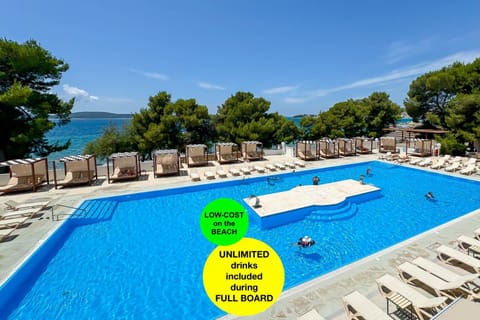 Summer, Beach, Swimming pool, Swimming pool