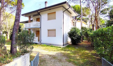 Property building, Garden, Garden view