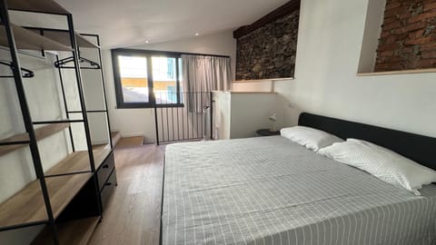 Bed, Photo of the whole room, Bedroom, wardrobe