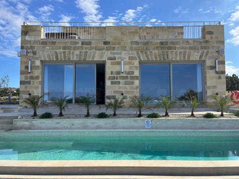 Property building, Spring, Summer, Garden, Spa and wellness centre/facilities, Other, On site, Swimming pool