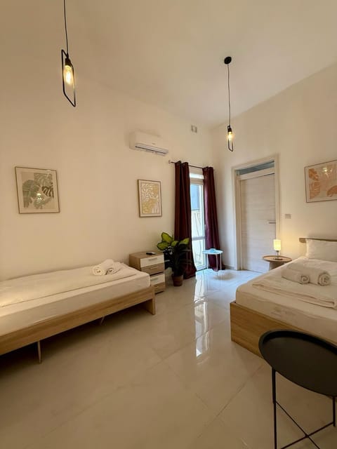 Heart of Gozo - Modern Apartment - Victoria D-Central opposite Duke Shopping Center Apartment in Malta