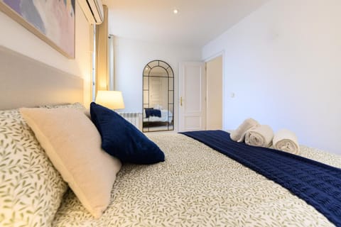 FER55D - Amplio piso 3 dormitorios en Moncloa, Madrid - Alquiler temporal Apartment in Centro