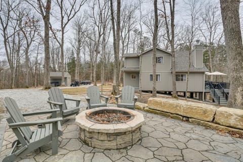 Trails, Golf and Beaches! Luxe Innsbrook Resort Stay House in Innsbrook