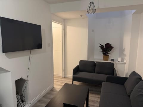 West End Stay by Kelvingrove Apartment in Glasgow