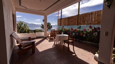 Day, View (from property/room), Balcony/Terrace, Seating area, Mountain view