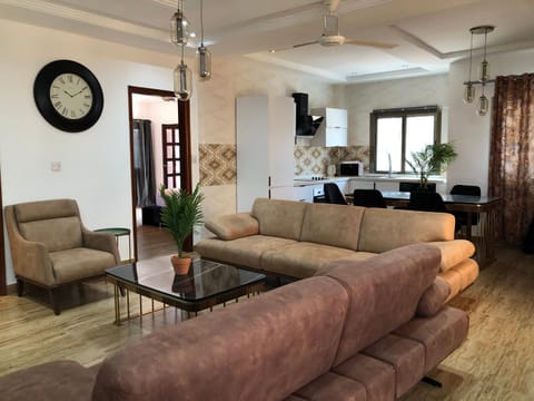 Kitchen or kitchenette, Living room, Seating area, Internal: Not applicable to any particular room