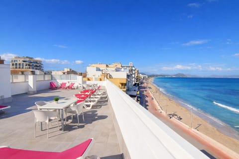 Property building, Nearby landmark, Day, Natural landscape, View (from property/room), Balcony/Terrace, Beach, Sea view, sunbed