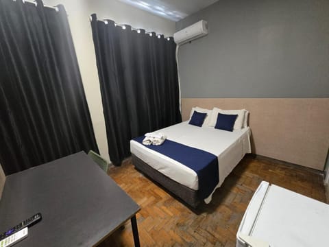 Bed, Bedroom, air conditioner