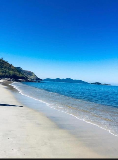 Apartamento condomínio reserva da sahy Apartment in Mangaratiba