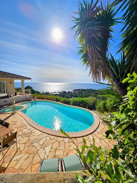 Patio, Day, Natural landscape, Garden, Garden view, Pool view, Sea view, Swimming pool, sunbed