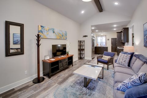 2 Mi to Natl Park! Stay and Play in Hot Springs House in Piney