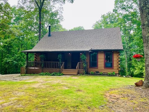 Woodsy Retreat-LakePoint In 5-Play Rest Repeat House in Cartersville