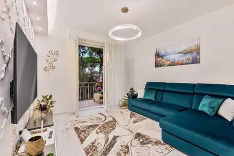 luxury apartament Apartment in Viareggio