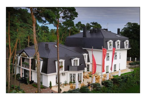 Property building, Mountain view